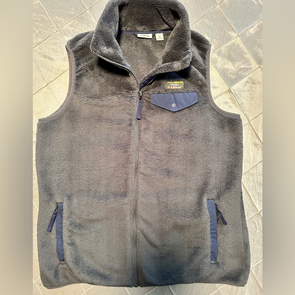 SOLD - LL Bean High Pile Fleece Vest - M (pet & smoke free home) - SOLD